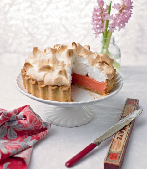 Rhubarb and coconut meringue tart