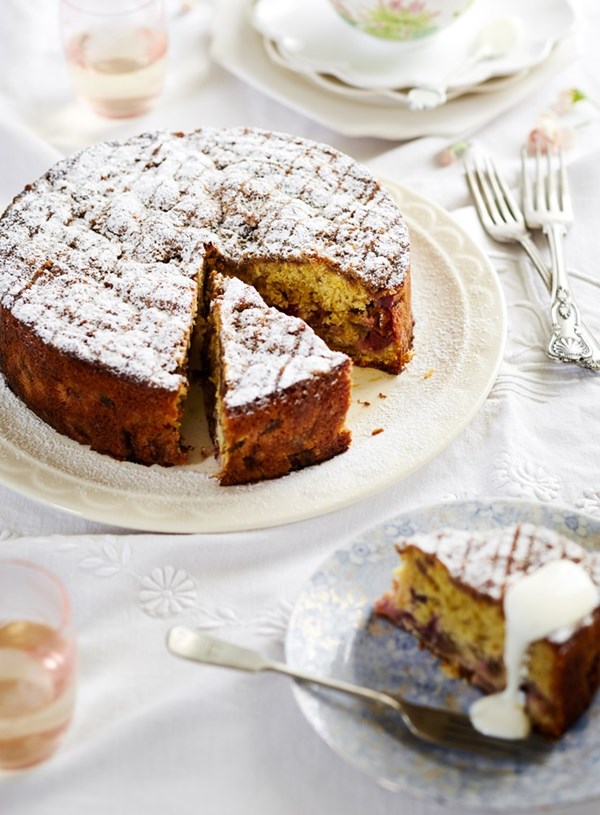 Rhubarb and coconut spiced streusel cake