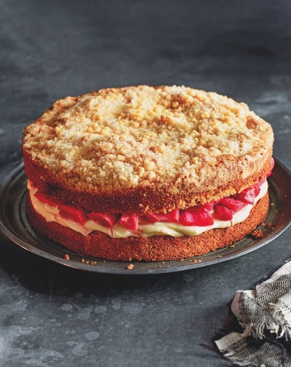 Rhubarb and custard crumble cake