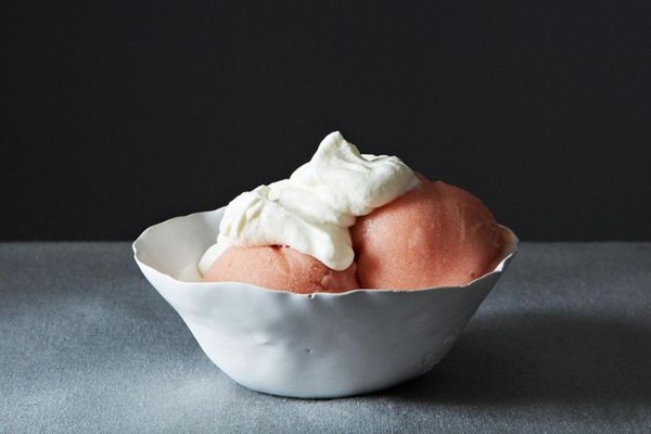 Rhubarb and gin sorbet with rose cream