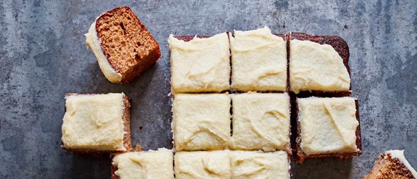 Rhubarb and ginger cake