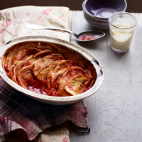 Rhubarb and ginger charlotte