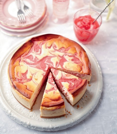 Rhubarb and lemon baked cheesecake