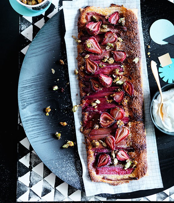 Rhubarb and strawberry tart