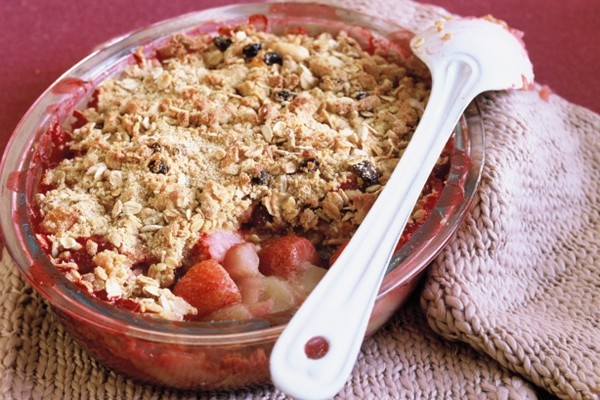 Rhubarb, apple and strawberry crumble