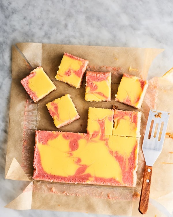 Rhubarb cheesecake bars