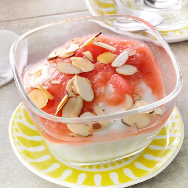 Rhubarb compote with yogurt & almonds