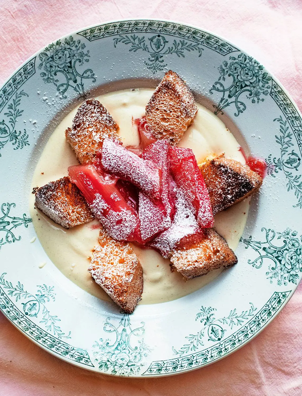 Rhubarb, custard and brioche