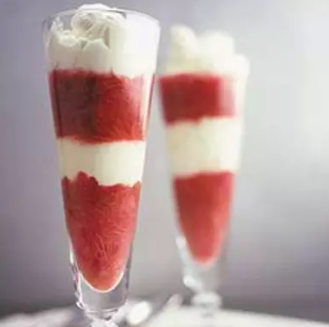 Rhubarb fool