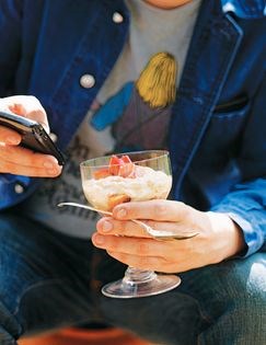 Rhubarb fool