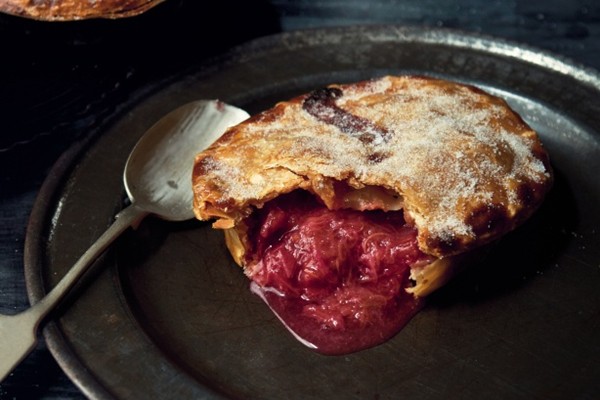 Rhubarb, ginger & amaretti pies