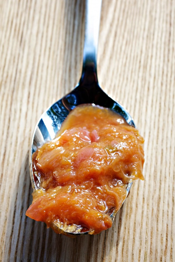 Rhubarb mango chutney