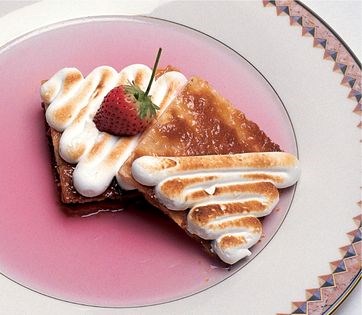 Rhubarb-meringue Napoleons