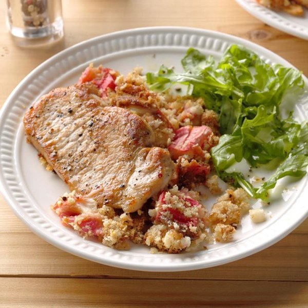 Rhubarb pork chop casserole