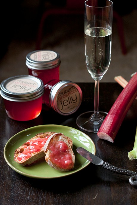 Rhubarb Prosecco jelly