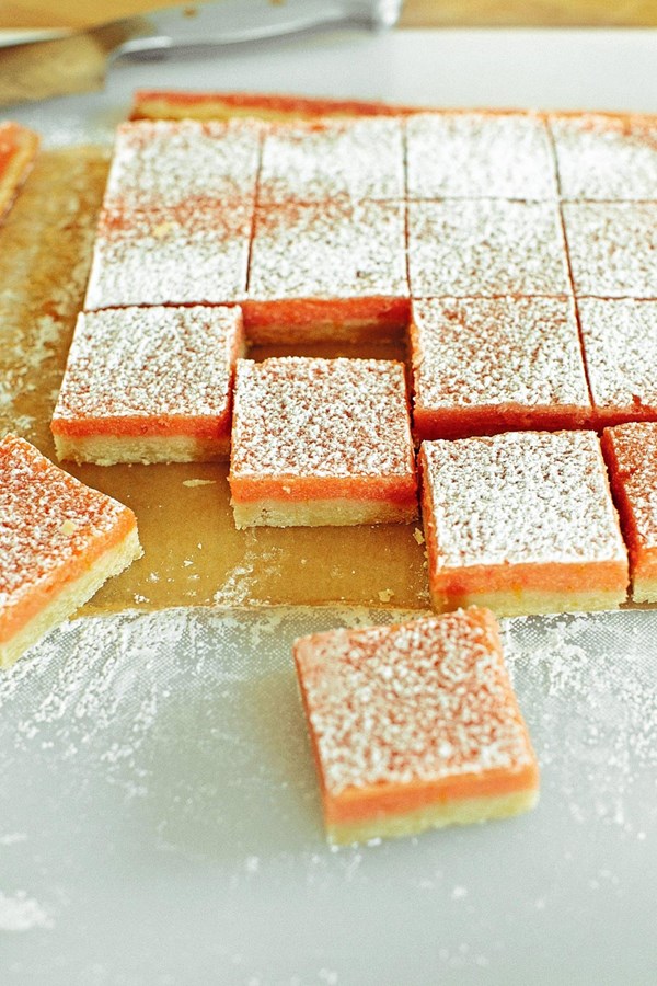 Rhubarb rose bars