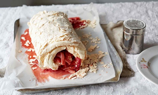 Rhubarb roulade