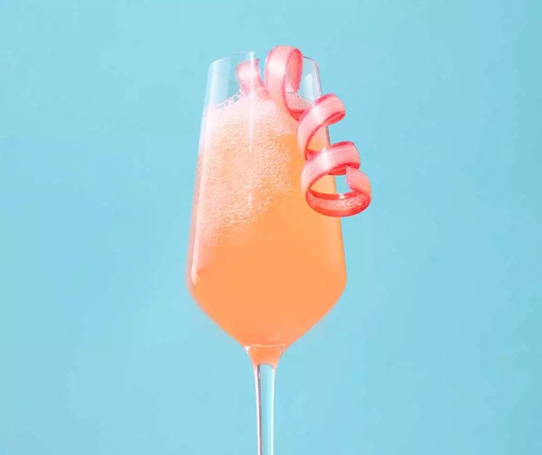 Rhubarb royale