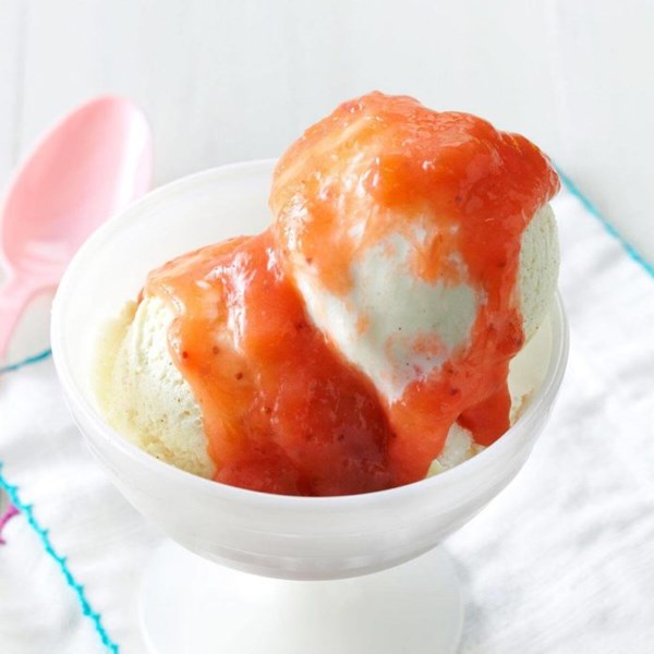 Rhubarb strawberry sauce