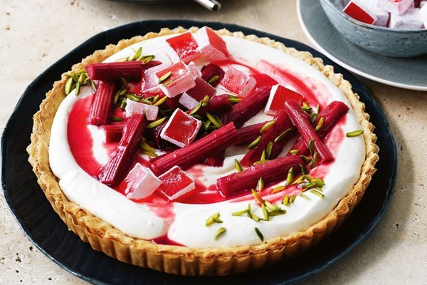 Rhubarb tart with Turkish Delight and blossom cream