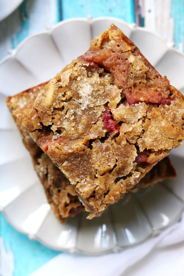 Rhubarb, white chocolate, and almond blondies