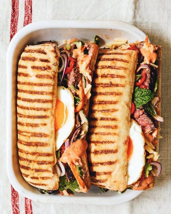 Rib-eye steak banh mi 