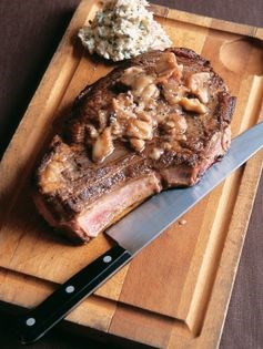 Rib-eye steak with Bordelaise sauce (Entrecôte à la Bordelaise)