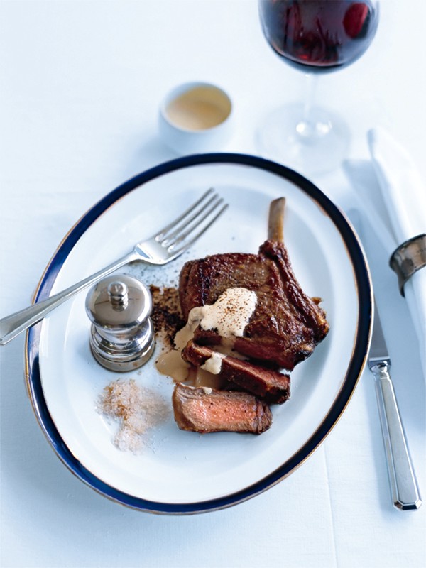 Rib eye steak with mustard cream sauce