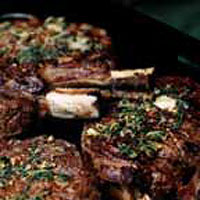 Rib of beef with garlic, chilli and oregano