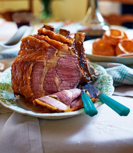 Rib of beef with red wine sauce