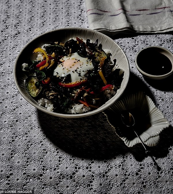 Rice & roasted vegetables (Yachae bibimbap)