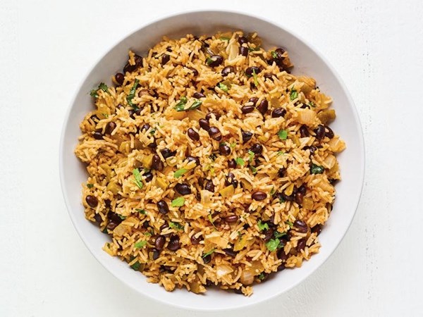 Rice and beans with green chiles 
