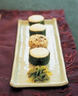 Rice balls with four fillings (Onigiri)