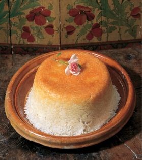 Rice cooker-style saffron-flavored rice (Chelow ba polow paz)