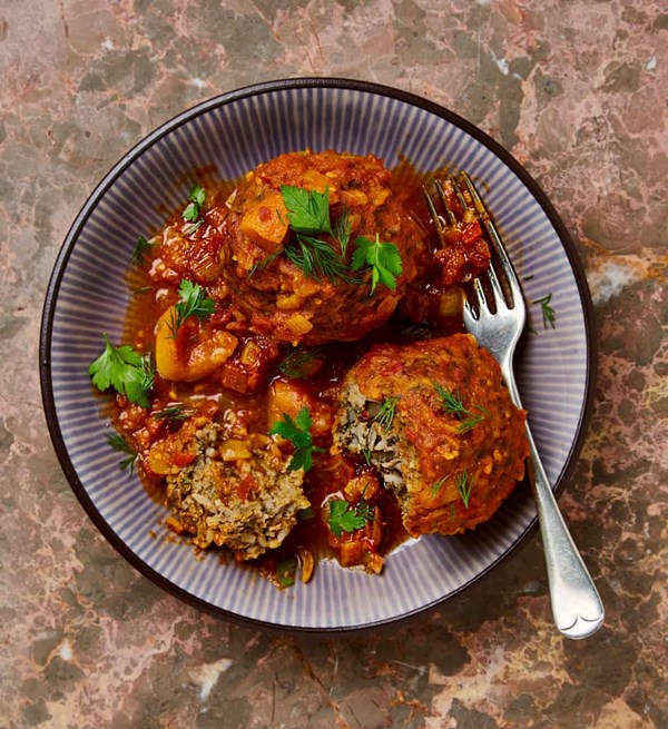 Rice kofteh in spiced tomato sauce
