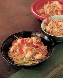 Rice noodles Sichuan with shrimp