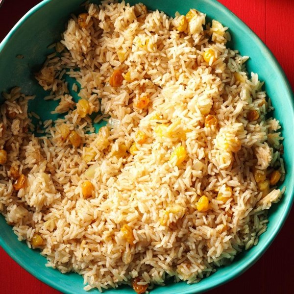 Rice pilaf with apples & raisins