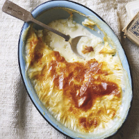 Rice pudding with marmalade