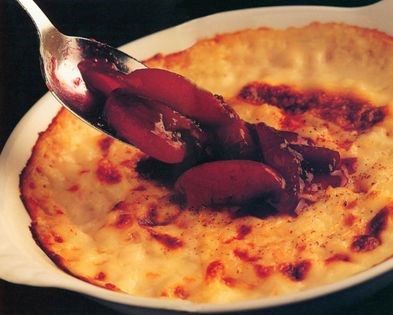 Rice pudding with plum compote