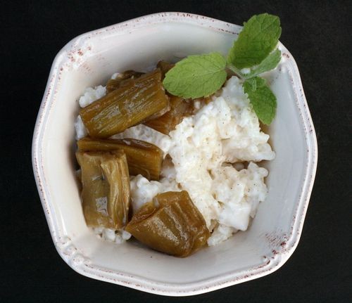 Rice pudding with poached rhubarb