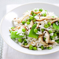Rice salad with peas and mushrooms