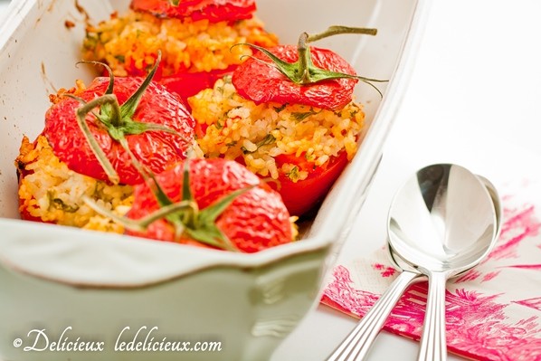 Rice stuffed tomatoes