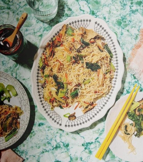 Rice vermicelli with vegetables