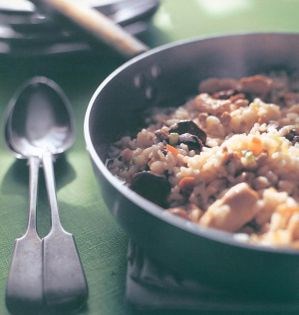 Rice with chicken and veal (Risotto alla sbirraglia)