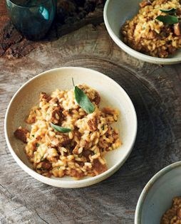 Rice with pork and white wine (Riso alla sarda con Vernaccia)