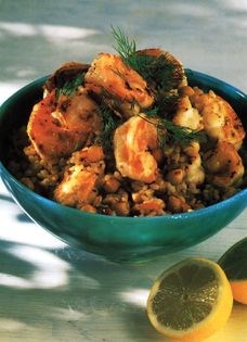Rice with prawns and chickpeas