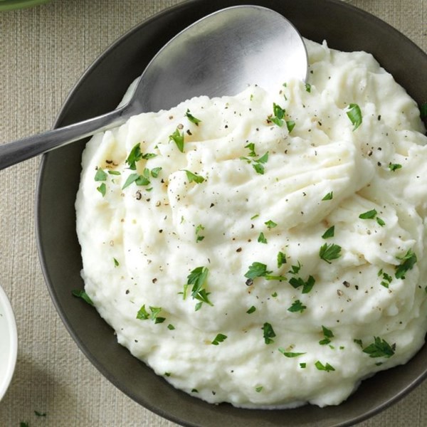 Rich and creamy mashed potatoes