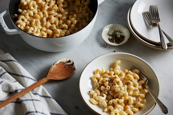 Rich and creamy stovetop mac & cheese