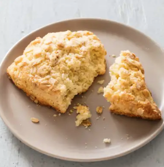 Rich and tender oatmeal scones