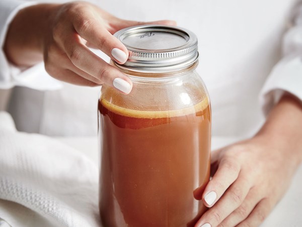 Rich brown chicken stock